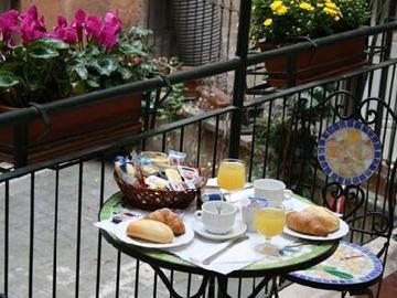 Giardino Otel Trevi Dış mekan fotoğraf